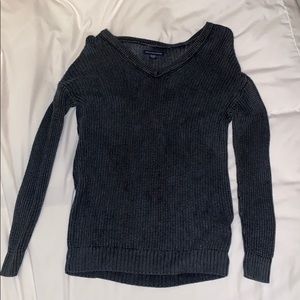 Grey American Eagle V-neck sweater
